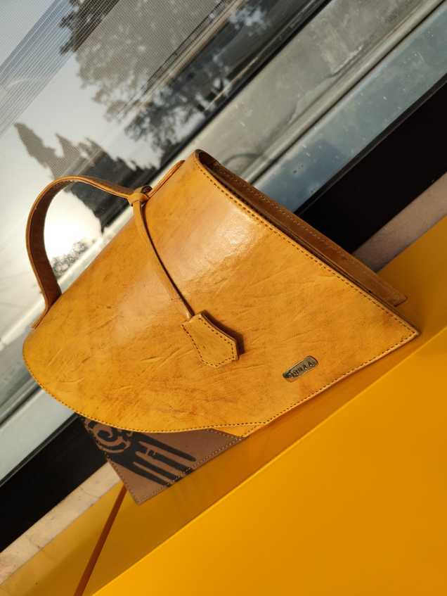 Working Woman bag jaune moutarde
